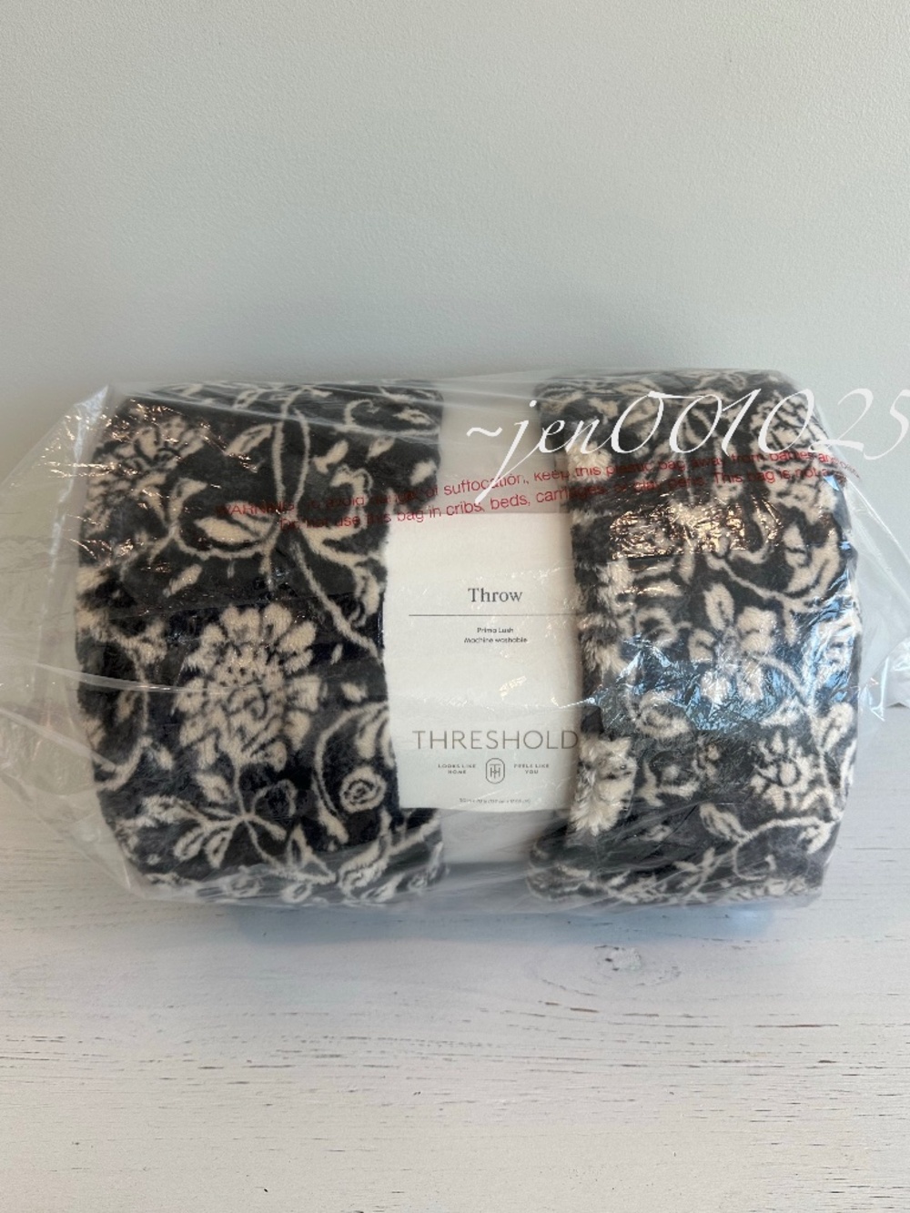 Oversized Printed Floral Primalush Throw - Threshold - Picture 5 of 7